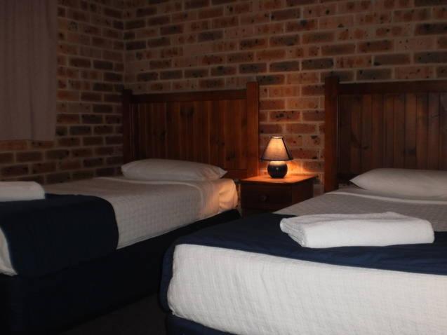 Lake Haven Motor Inn Gorokan Quarto foto
